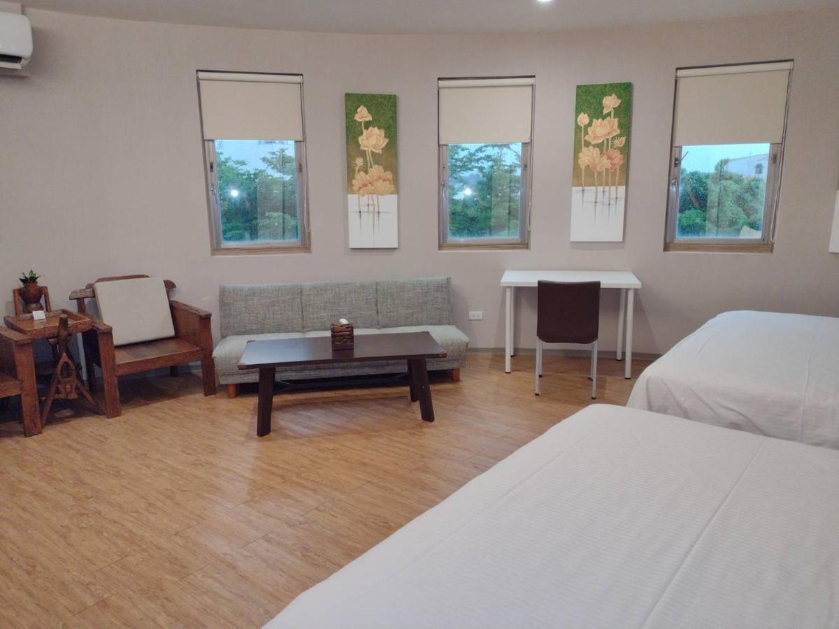 Tainan Julie'S Garden 峰情文旅 Anping Exterior foto