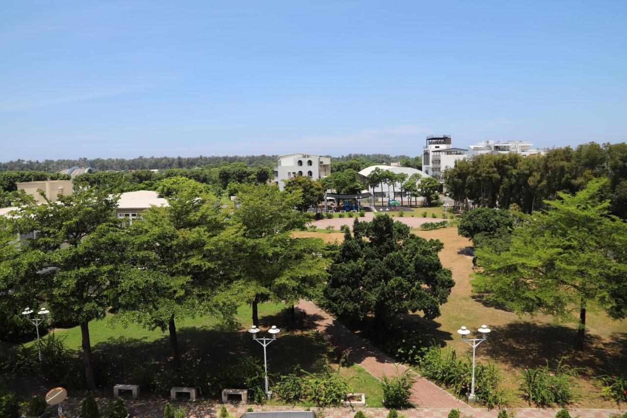 Tainan Julie'S Garden 峰情文旅 Anping Exterior foto