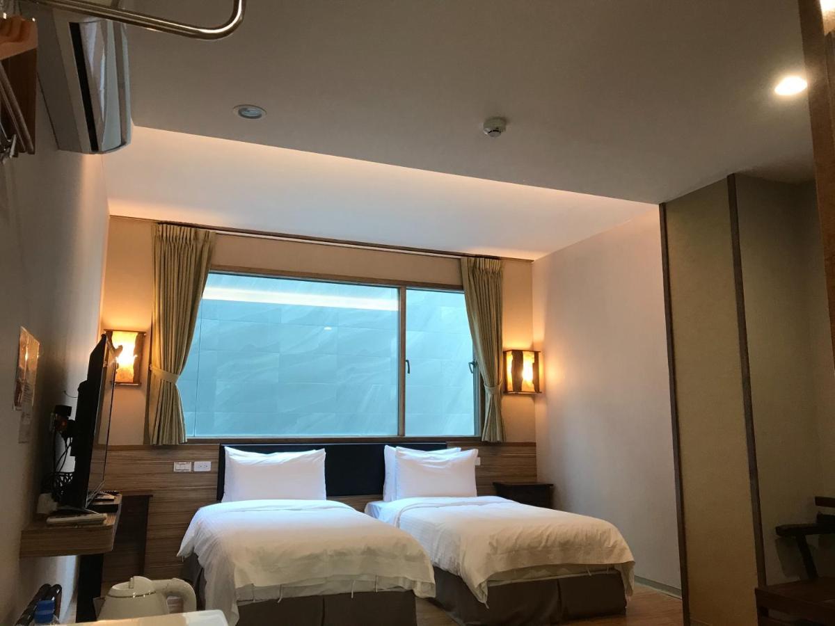 Tainan Julie'S Garden 峰情文旅 Anping Exterior foto